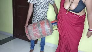 Indian hot delivery boy sex