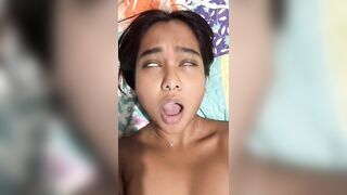 Hot girl masturbating