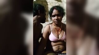 Village sister-in-law's breasts pressured by brother-in-law in fun