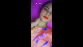 Desi girl showing boobs and pussy merge video