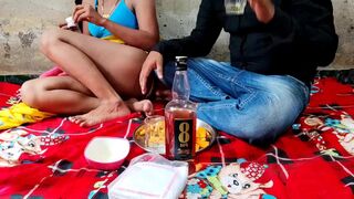 Desi bhabhi drinking a daru and doing sex in devar