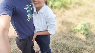 Indian Desi College girlfriend fuck outdoor in jungal, college lover couple (Hindi audio)