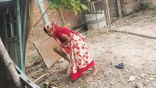 INDIAN VILLAGE HOT GIRL RUKIA SEX IN HOME