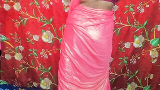 Indian hot bhabhiji enjoying with her boyfriend in pink saree