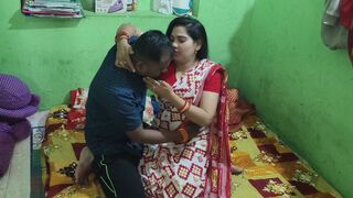 Hot Bengali village housewife fucking hard with her devar, Bengali real housewife fucking