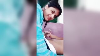 Desi Cute Gf Sucking Vdo