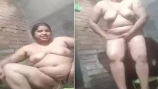 Busty Bengali Bhabhi Viral Nude Bath Video