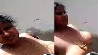 Tamil Aunty Sex Chat Video Call Outdoors