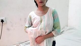 Step sister ne apna boobs dikhaya