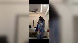 Bhabi ko sexy saree main choda